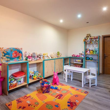 Hotel Poludnica Liptovsky Mikulas Luaran gambar