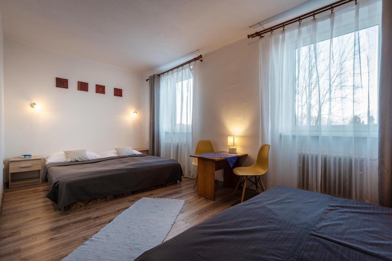 Hotel Poludnica Liptovsky Mikulas Luaran gambar