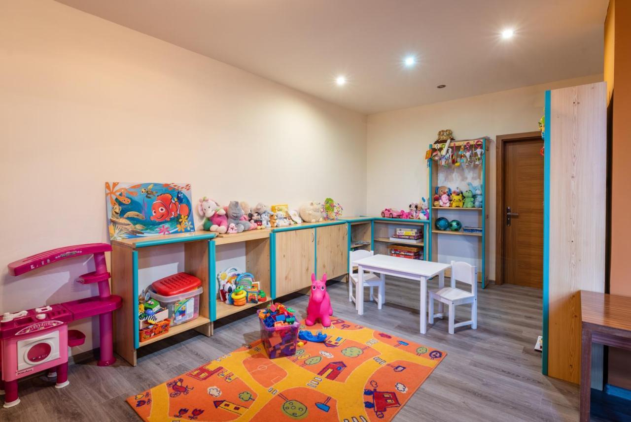 Hotel Poludnica Liptovsky Mikulas Luaran gambar